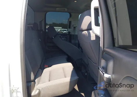 2018 Chevrolet Silverado 1500 1Lt from USA, damaged, VIN 1GCRCREH2JZ334755